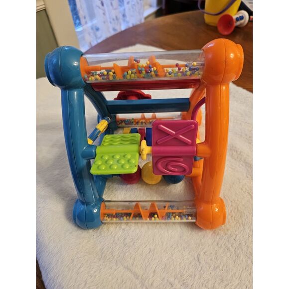 Vintage Infantino Flip & Spin Activity Triangle Sensory Motor Development Toy - Picture 2 of 6